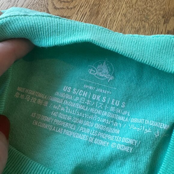 Walt Disney World Glitter Spirit Jersey Little Mermaid Colors Size Small - Picture 7 of 14